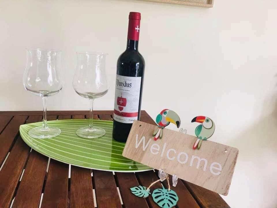 Casa Da Palmeira Beach Apartment São Bernardino Екстериор снимка